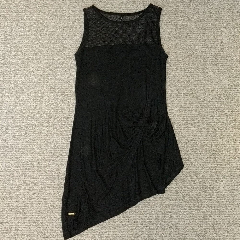 Black, asymmetrical top